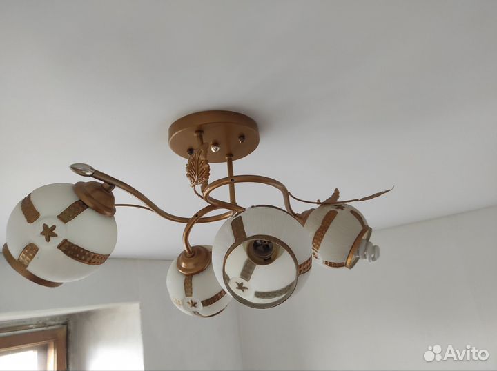 Люстра потолочная бу