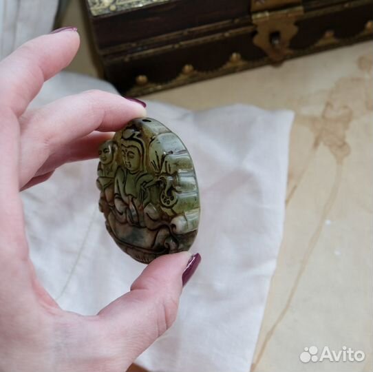 Нефрит коллекционные изделия Будда/Дракон