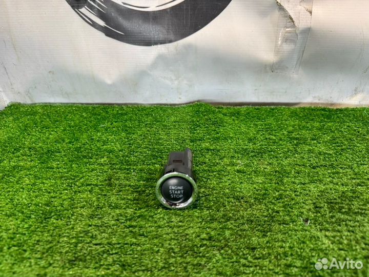 Кнопка запуска двигателя Toyota Corolla Fielder