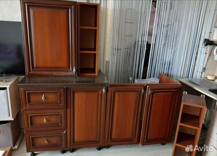 Кухня бу в хорошем состоянии