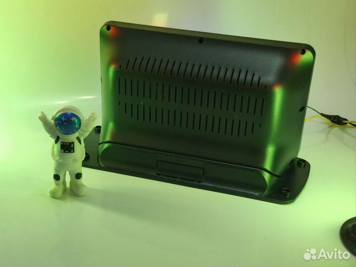 Универсальная магнитола андроид для низких панелей