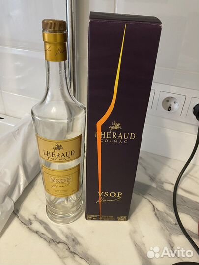 Бутылка из под коньяка