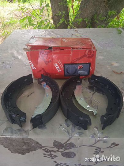 Тормозные колодки renault logan 1