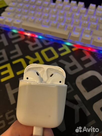 Airpods 1