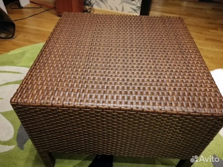 Журнальный столик ручной работы