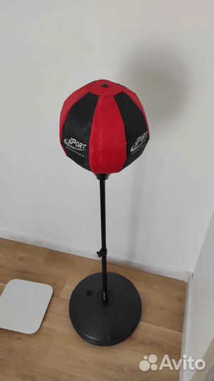 Боксерская груша напольная и перчатки