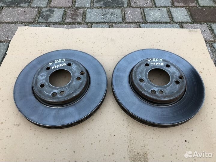 Тормозные диски передние на Mercedes W203