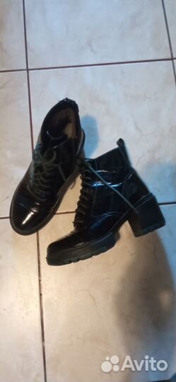 Ботинки. Кожа лак