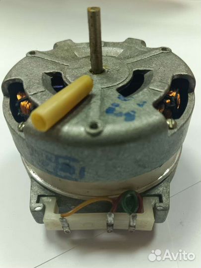 Двигатель U-220в, 50hz, P-6 Вт, 1400 об/мин