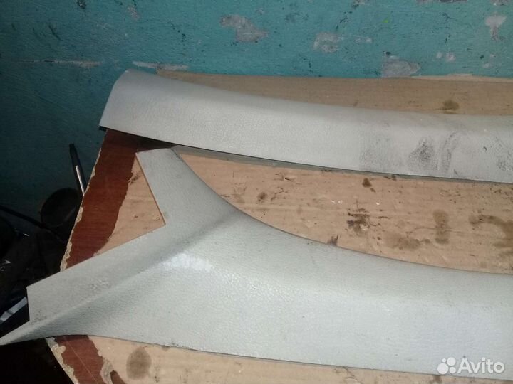 Накладка на переднию стойку Peugeot 206