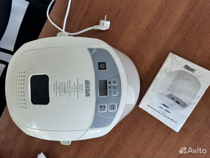 Хлебопечь Mystery MBM-1201