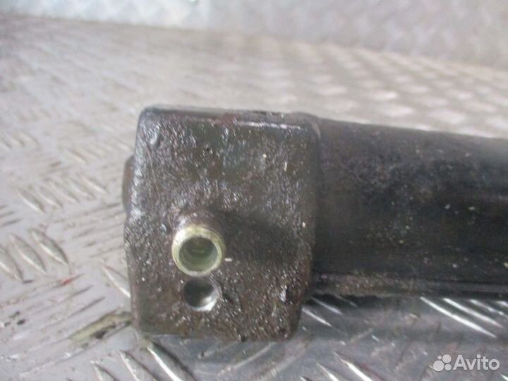 Цилиндр подъема кабины Iveco 500370651