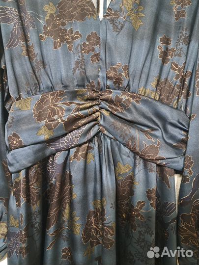 Женское платье 40 42