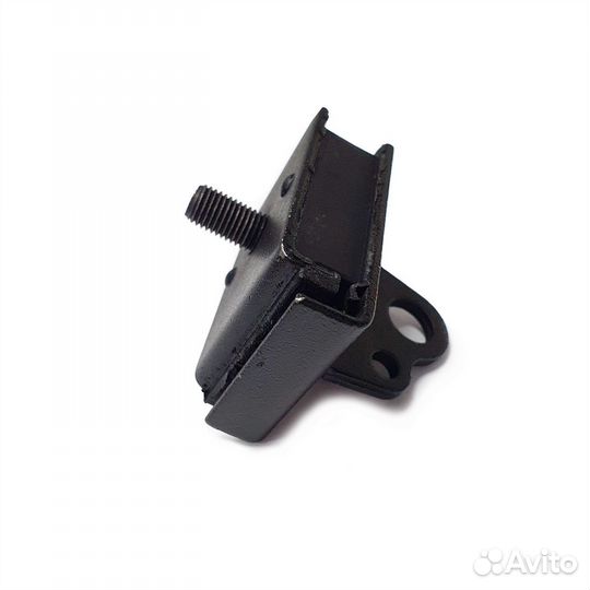 Подушка двигателя Z6 (401B-000200)