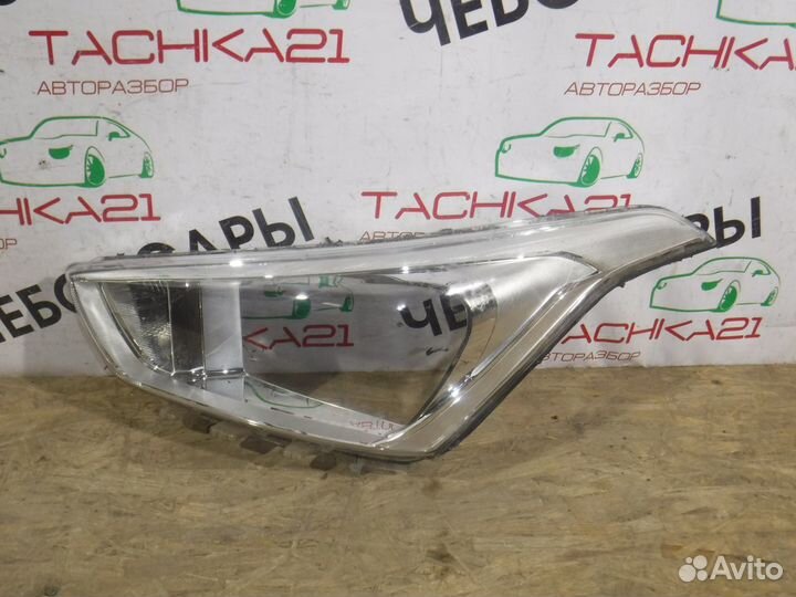 Стекло левой фары Hyundai Creta (2016-2020)