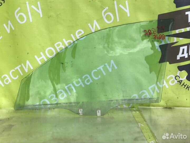 Стекло двери переднее правое Mazda 626 GE лифтбек
