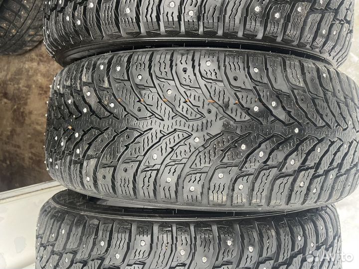 Nokian Tyres Hakkapeliitta 9 225/55 R17 40T