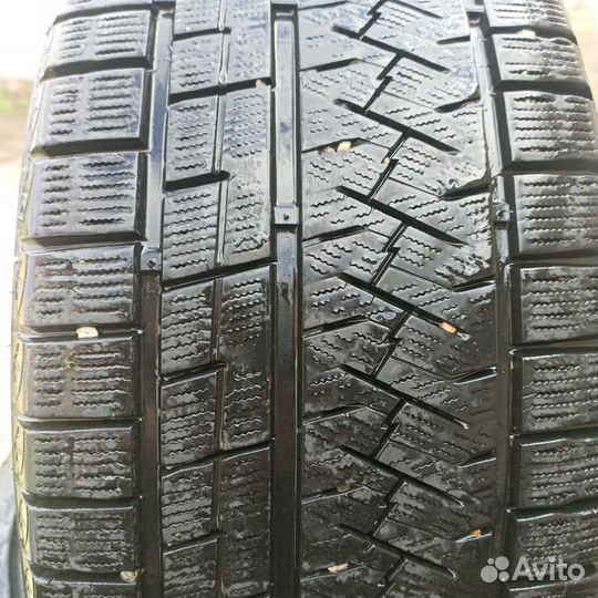 Triangle Snowlink TWT02 235/35 R19 91W