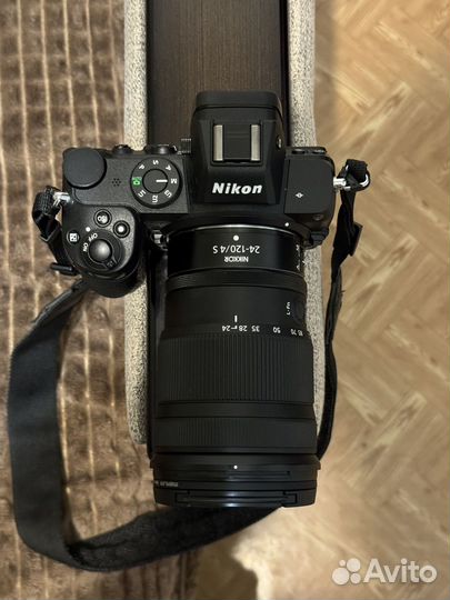 Nikon z5