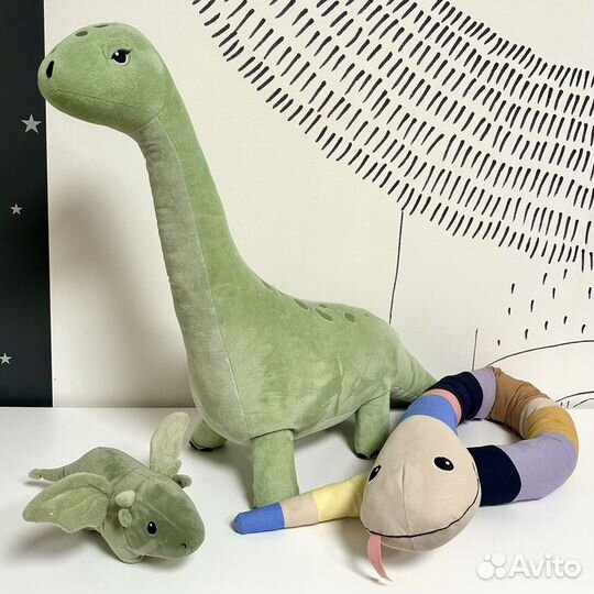 Мягкие игрушки и подушки