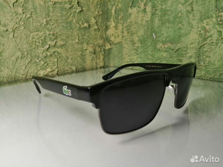 Солнцезащитные очки мужские Lacoste с поляризацией