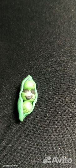 Горошек с горошком из пластилина