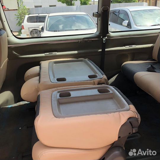 Авточехлы Ниссан Серена C27