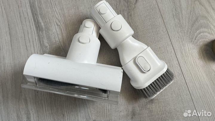 Безпроводной вертикальный пылесос Xiaomi Dream v9