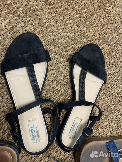 Отдам сандали
