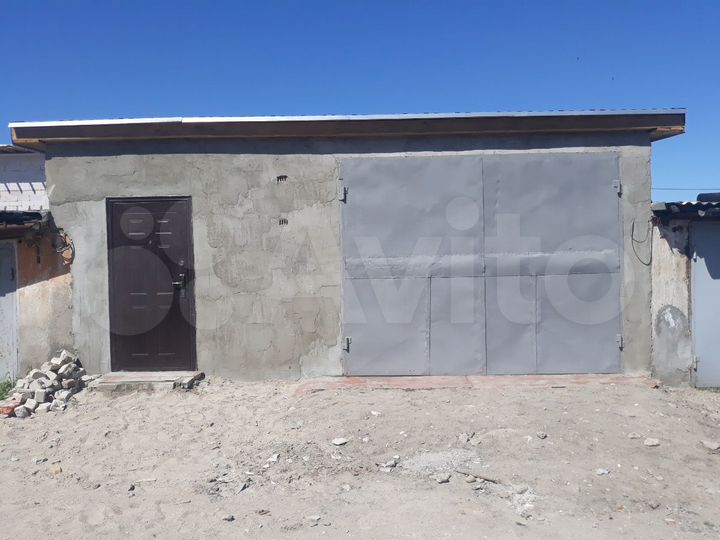 Гараж, > 30 м²