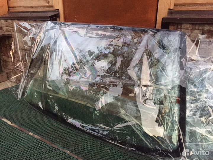 Автомобили стекла