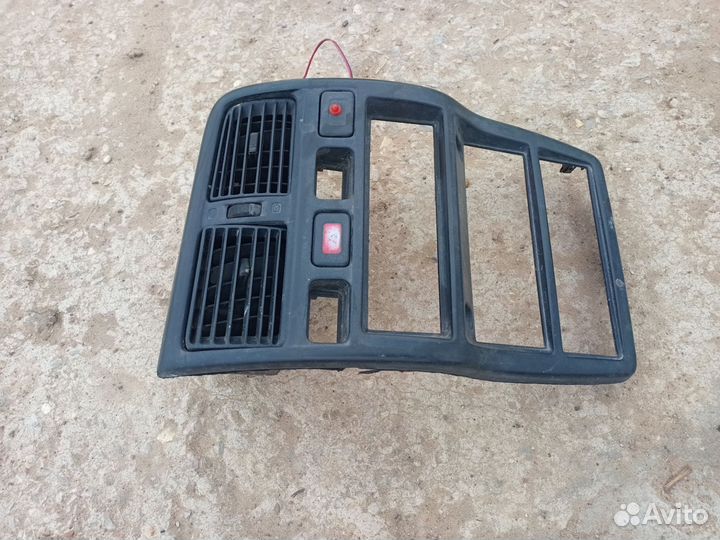 Накладка торпеды Nissan Almera N15 1995-2001