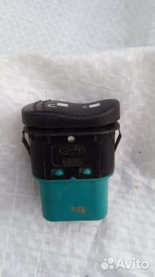 Ford focus 1 кнопка блокировки замков двери