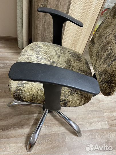 Фурнитура для офисного кресла