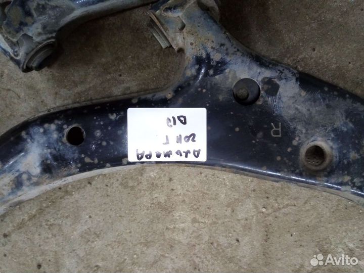 Рычаг передний правый Nissan Almera Classic B10