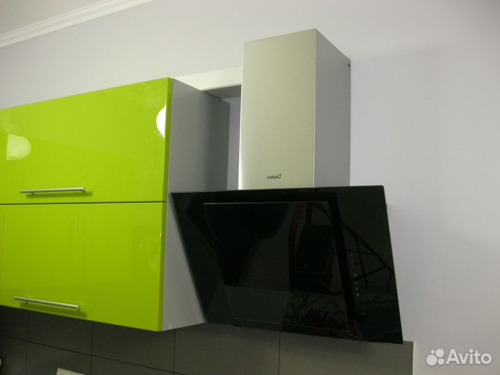 Установка кухонной вытяжки. Мастер