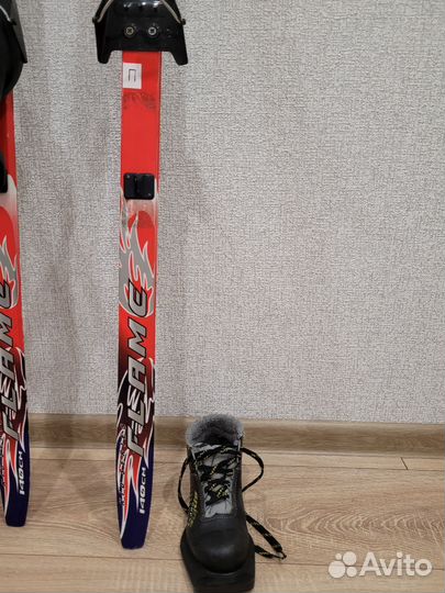 Беговые лыжи