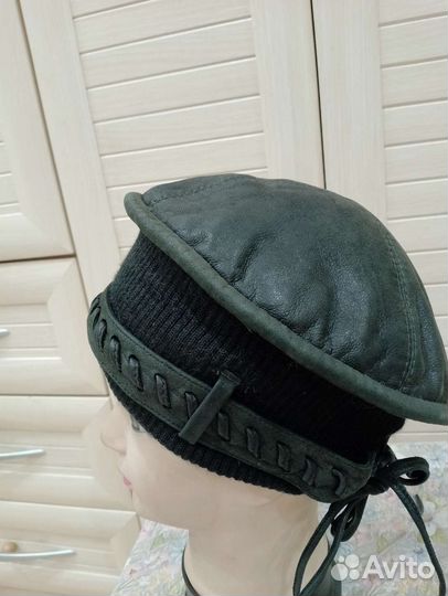 Берет женский кожаный