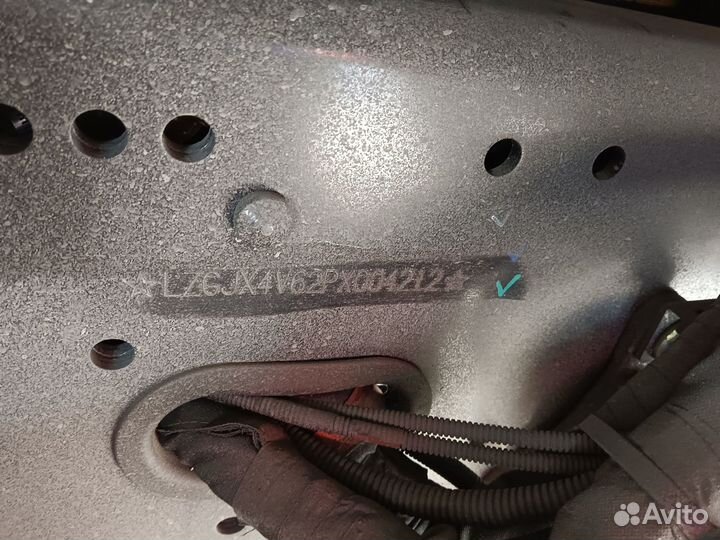 Shacman (Shaanxi) SX33186V366, 2023