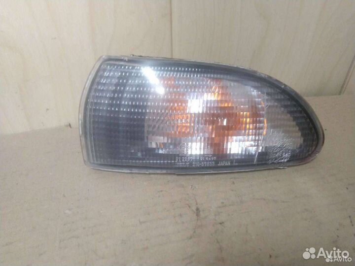 Поворотник Mitsubishi Galant 7 (1992 - 1997)