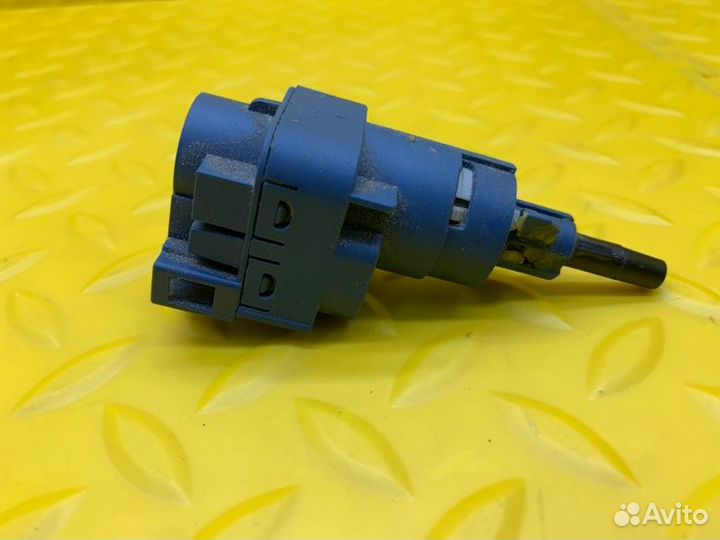 Датчик педали сцепления Volkswagen Polo седан cfnb