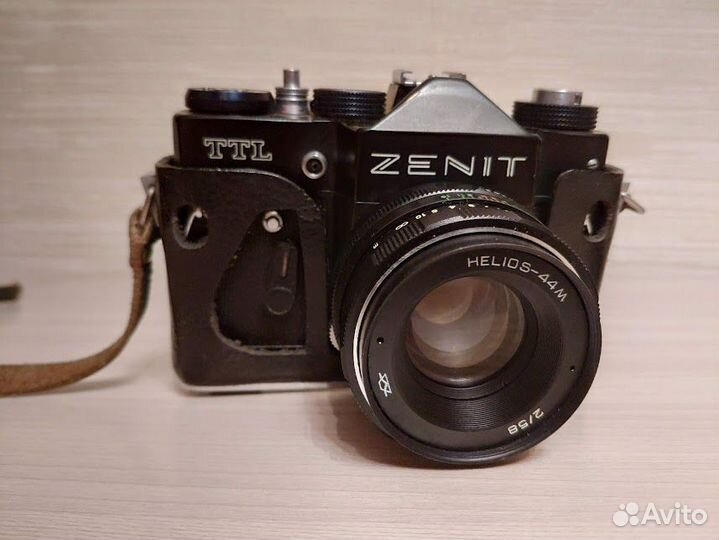 Пленочный фотоаппарат зенит TTL
