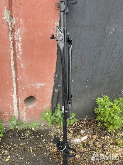 Багажник на рейлинги thule