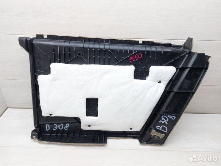 Обшивка багажника задняя левая Bmw X5 E70 M57306