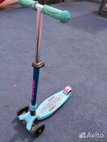 Самокат кикборд трёхколёсный maxi