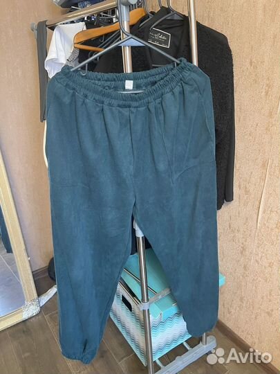 Женский костюм