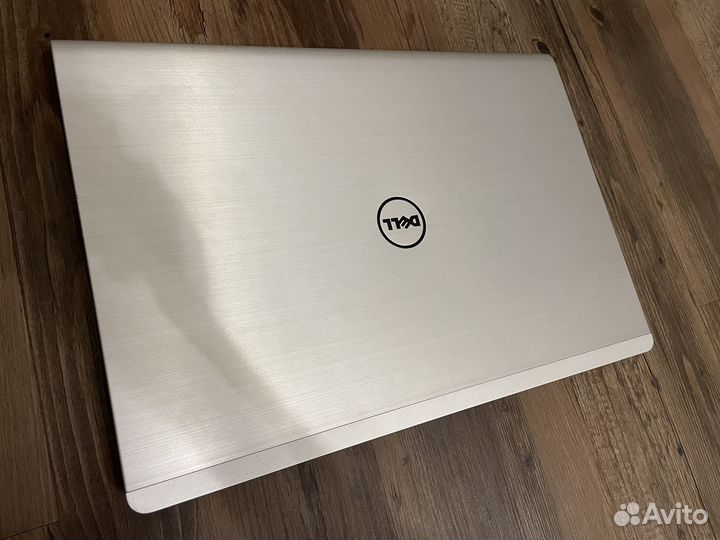 Большой 17.3 Игровой Dell GT 820 2 Gb/8Gb/500Gb/i3