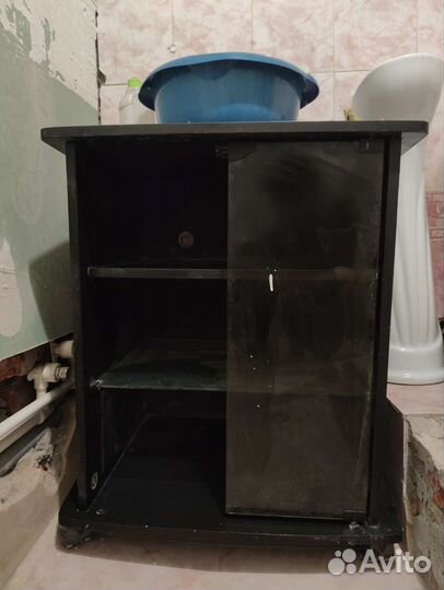 Тумба под телевизор