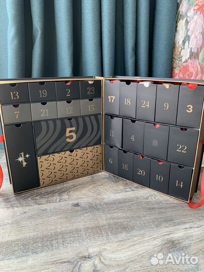 Адвент календарь Lookfantastic (коробка)