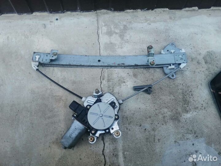 Стеклоподъемник задний левый lancer 9